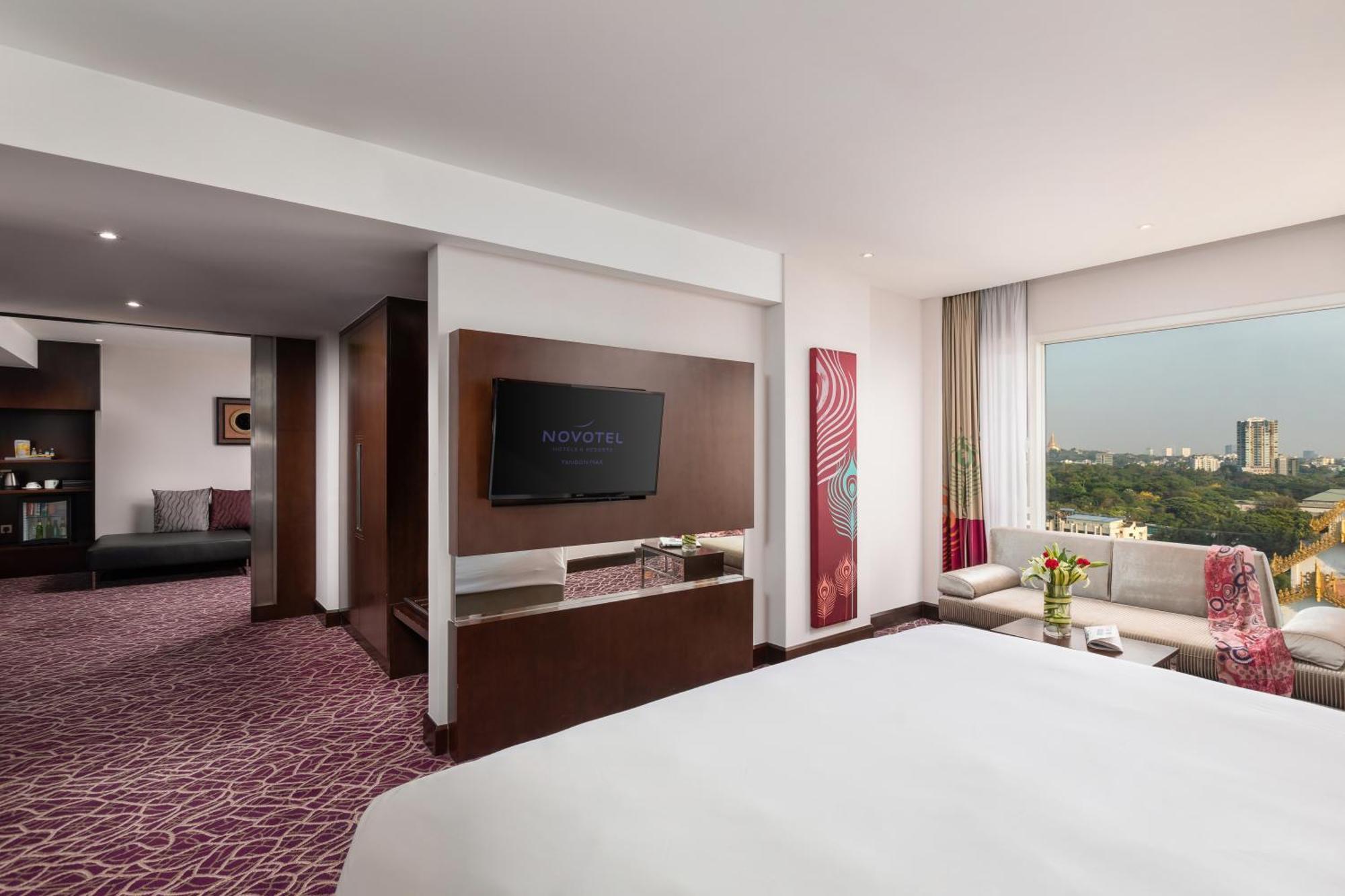 Hotel Novotel Max Yangon