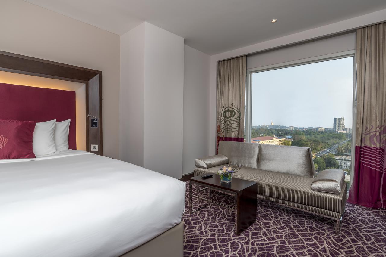 Hotel Novotel Max Yangon