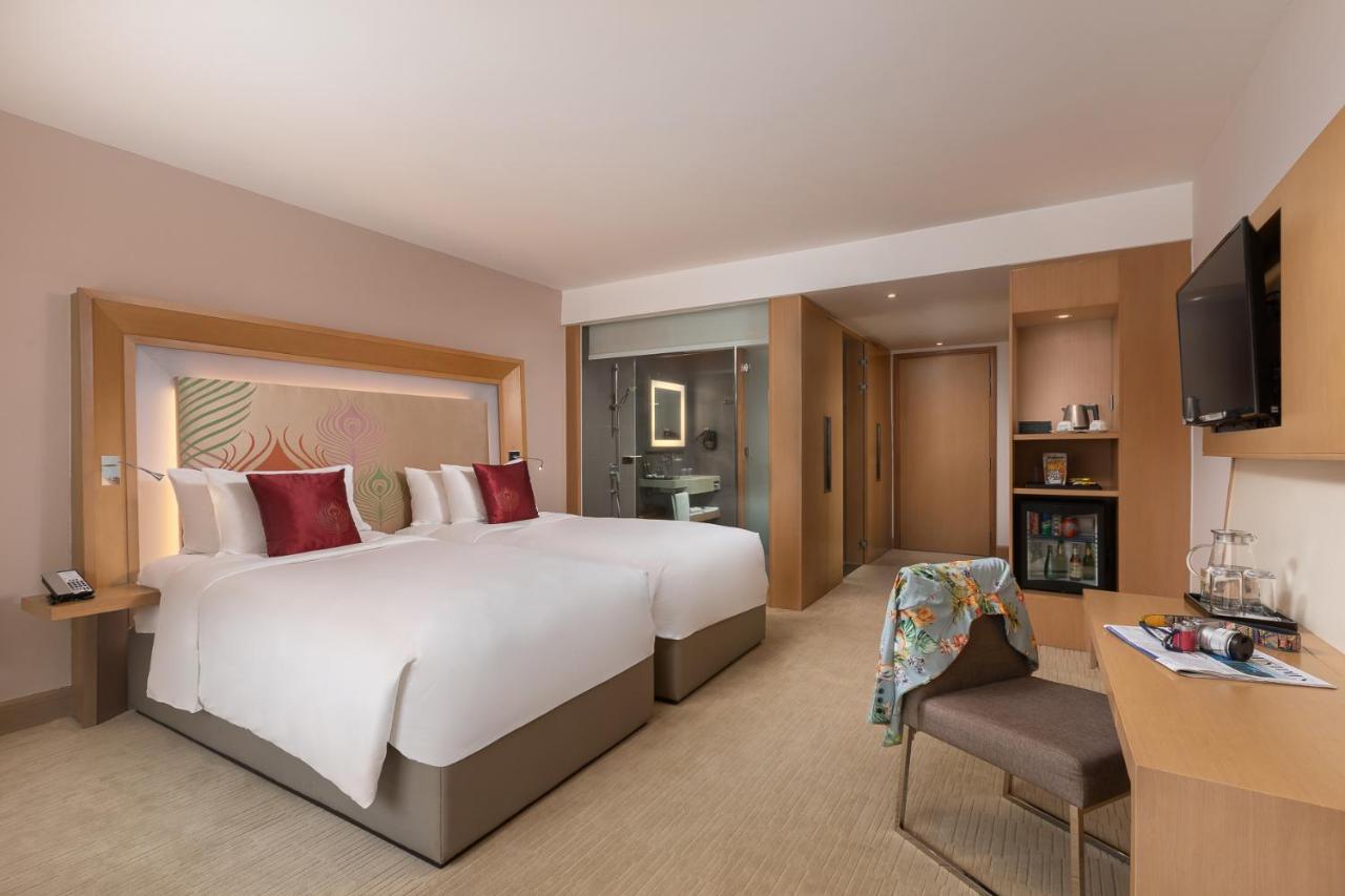 Novotel Max Hotel Yangon