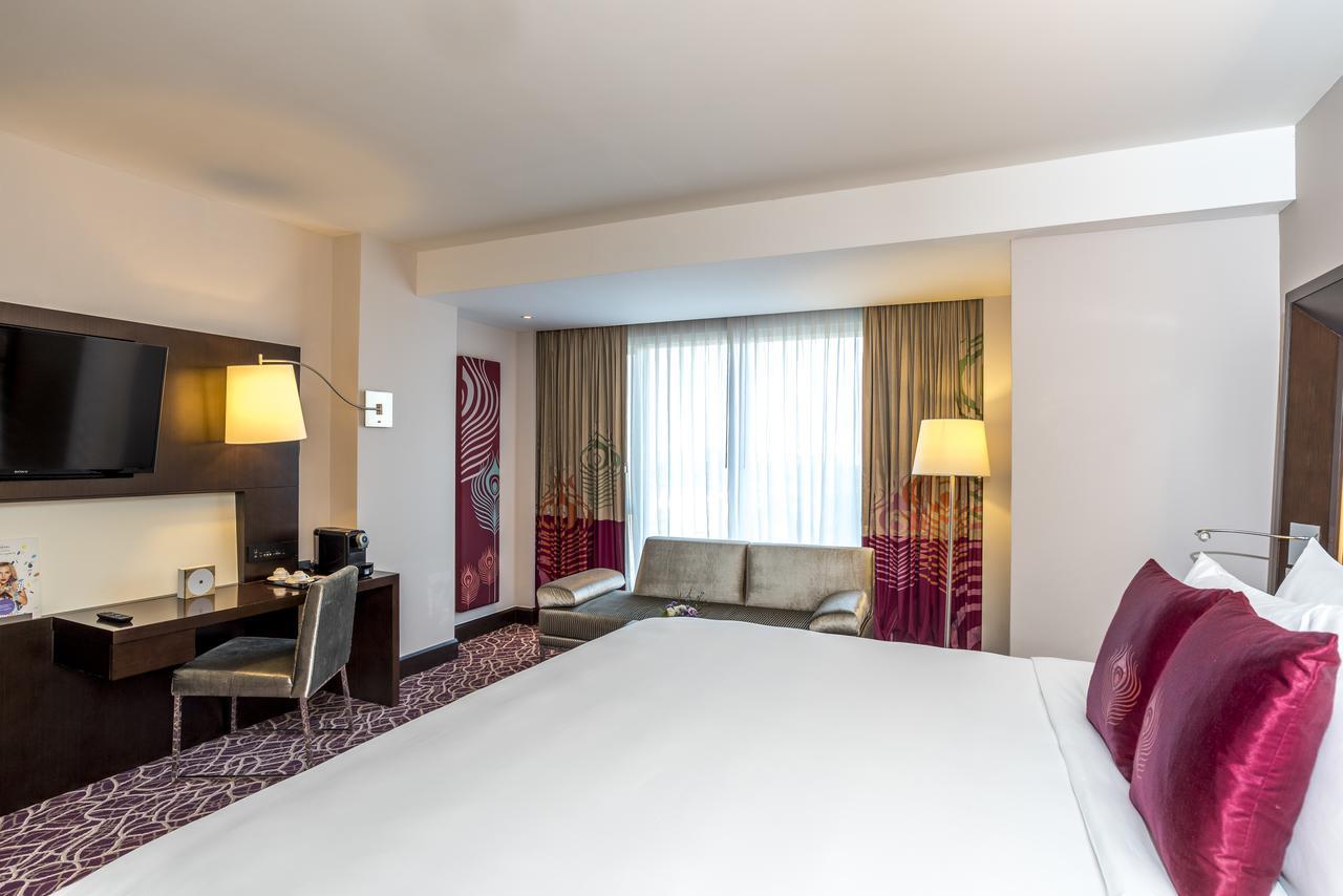 Novotel Max 5* Yangon